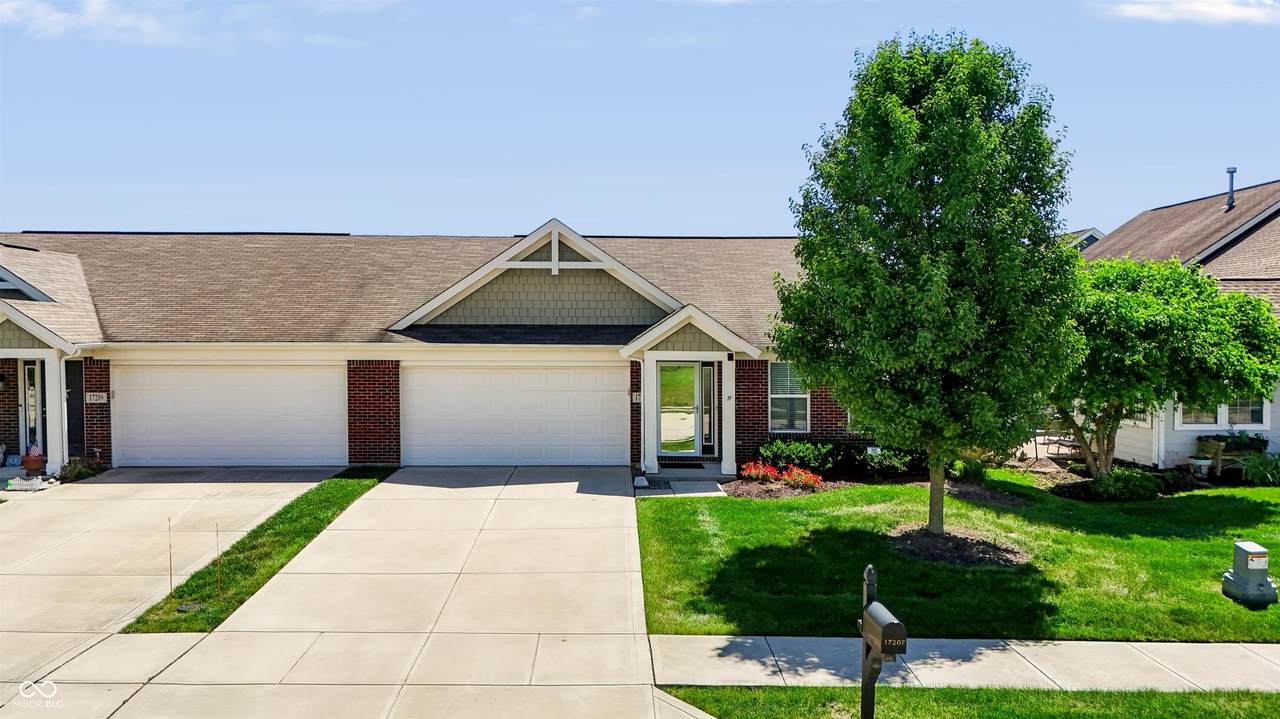 17207 Falkland Drive - Photo 1