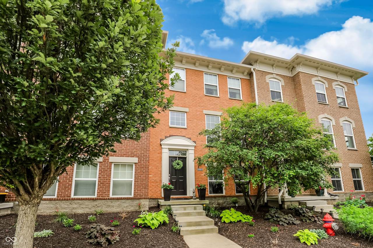 6305 Central Boulevard - Photo 1
