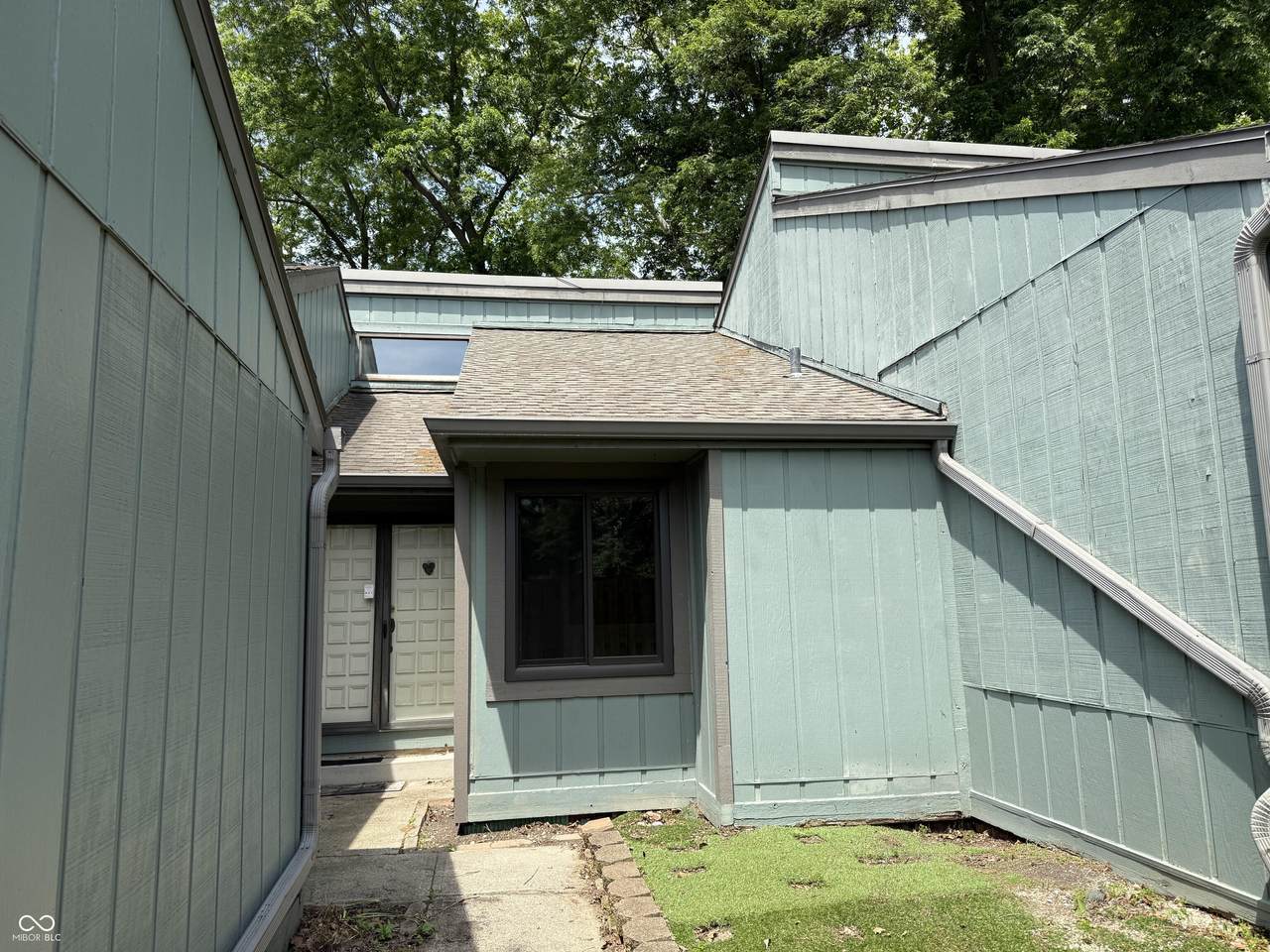 218 Sugarwood Lane - Photo 1