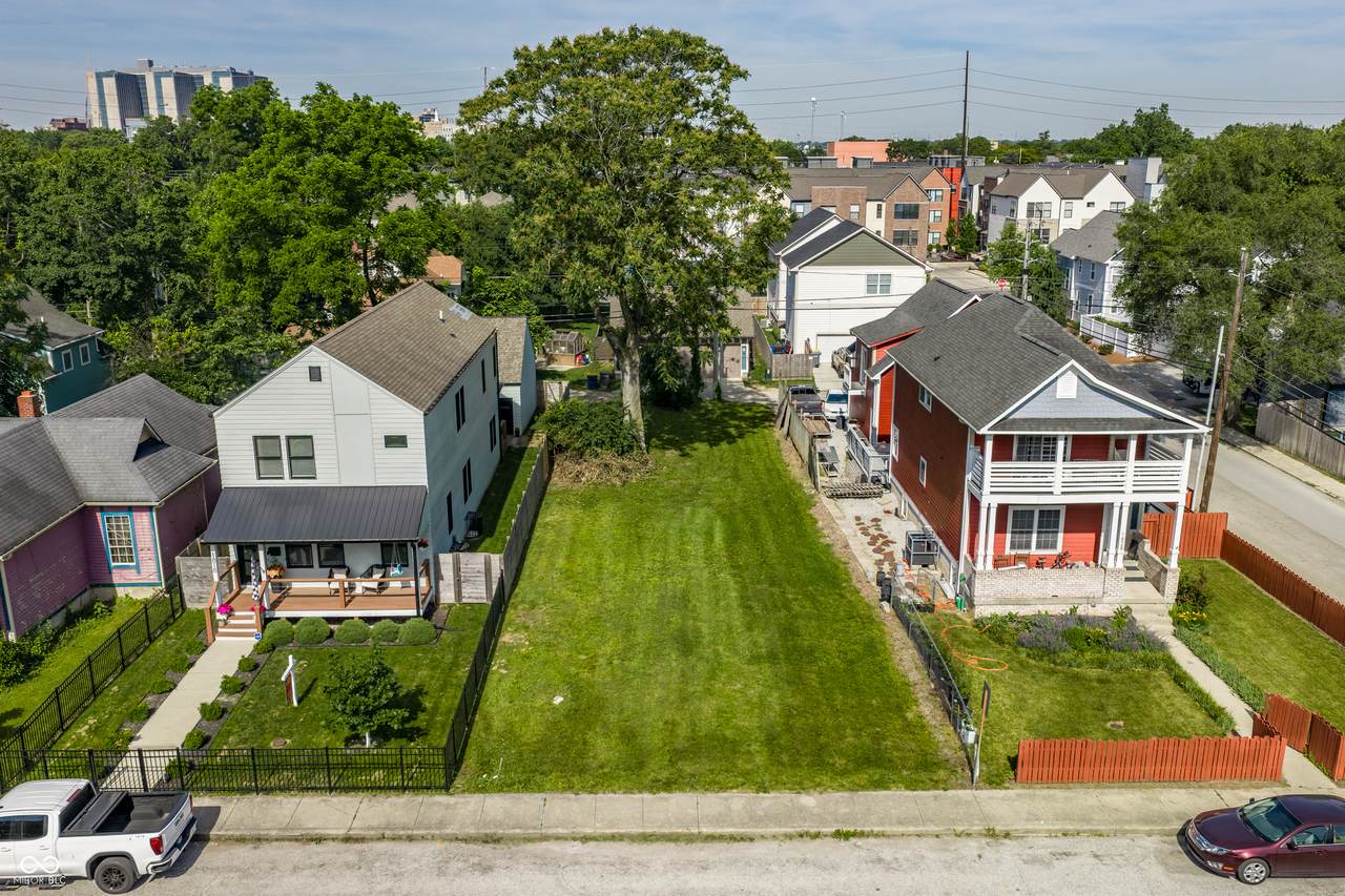 1824 Ruckle Street - Photo 1
