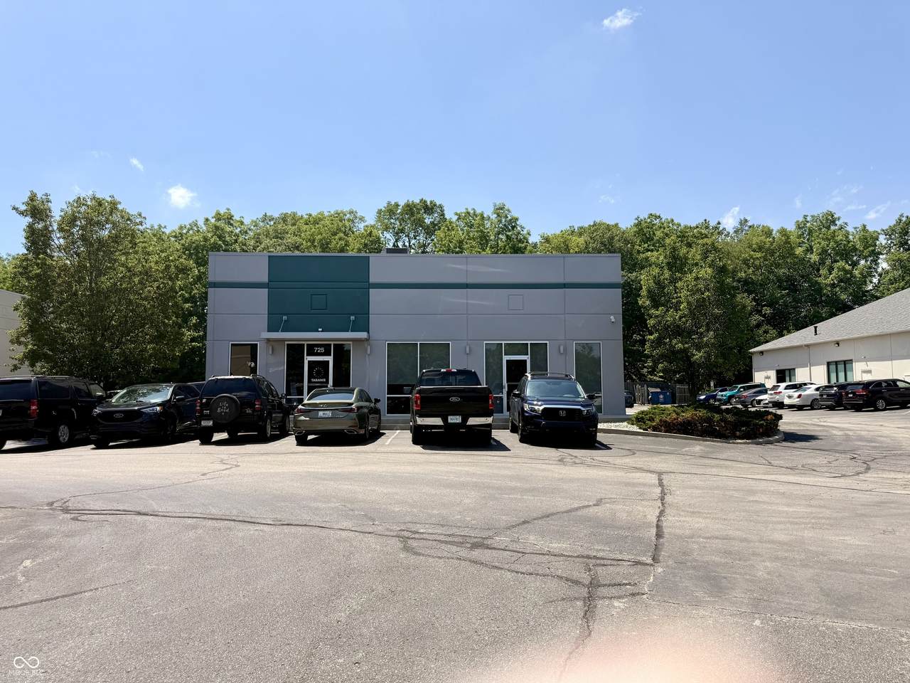 727 Main Street - Photo 1