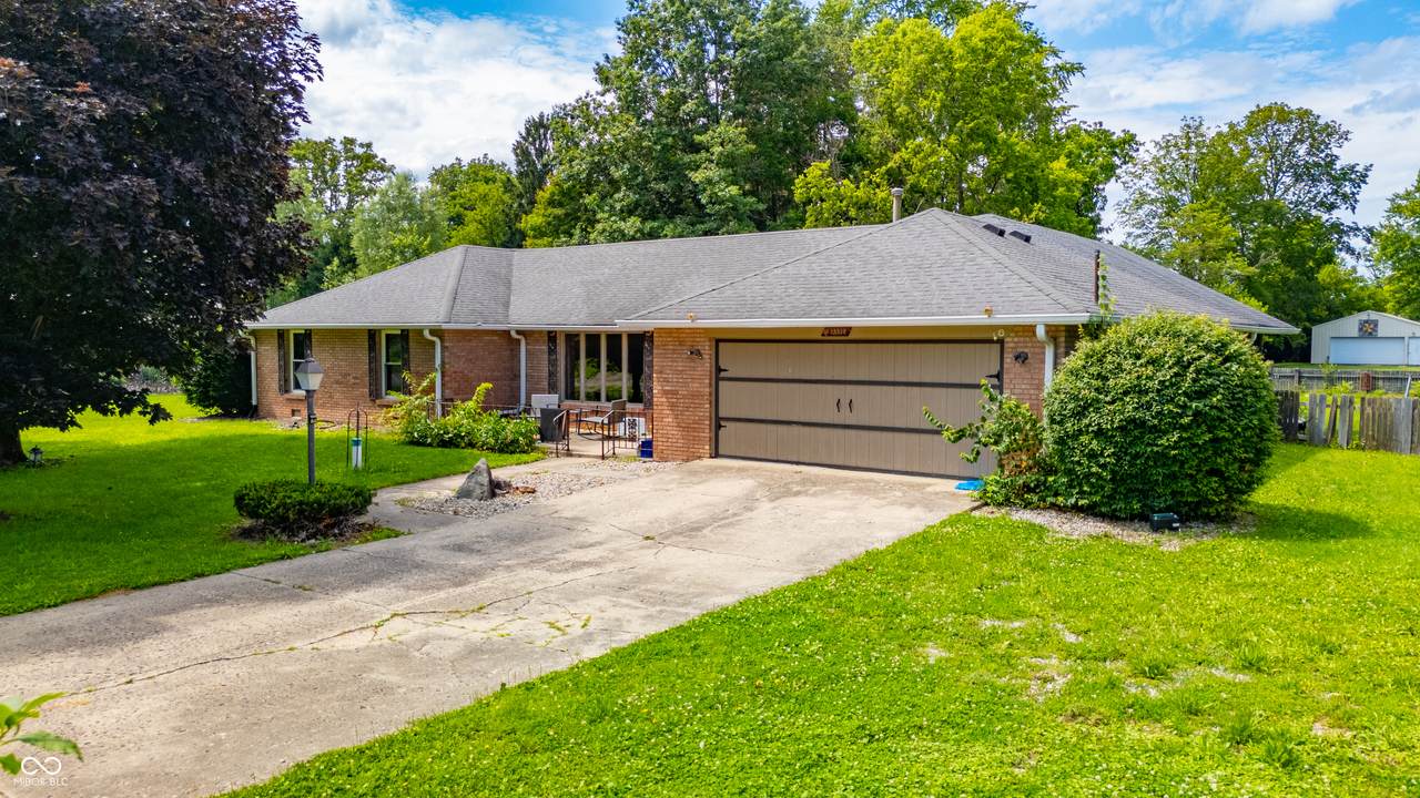 12610 Arrowhead Drive - Photo 1