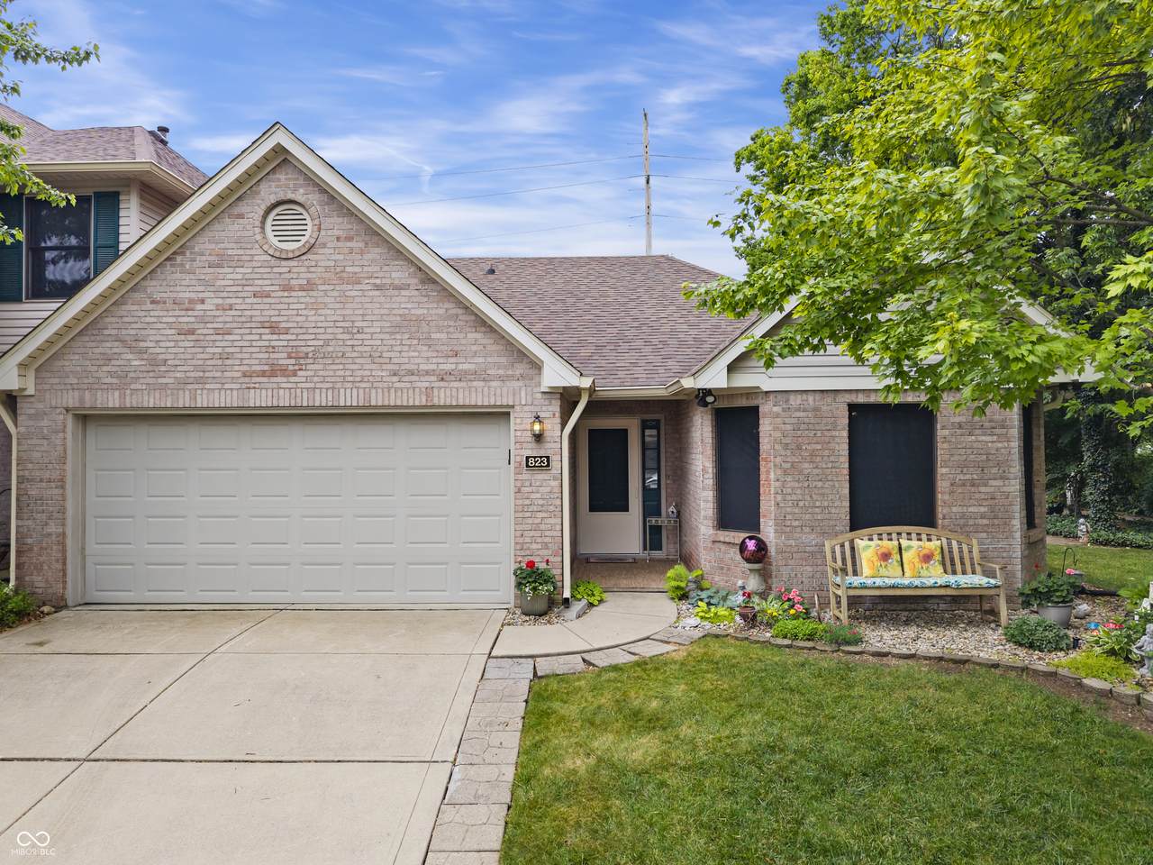 823 Jordan Drive - Photo 1