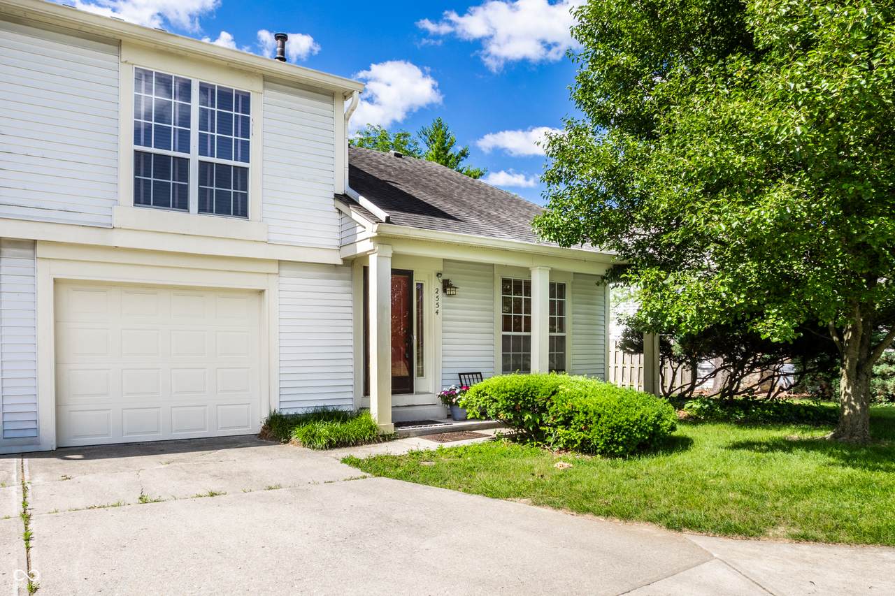 2554 Chaseway Court - Photo 1