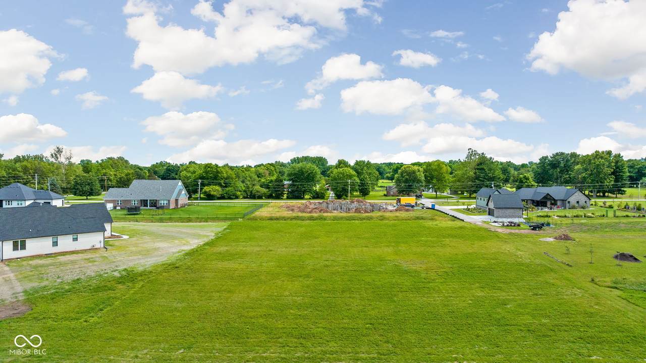 5872 Gibbs Road - Photo 1