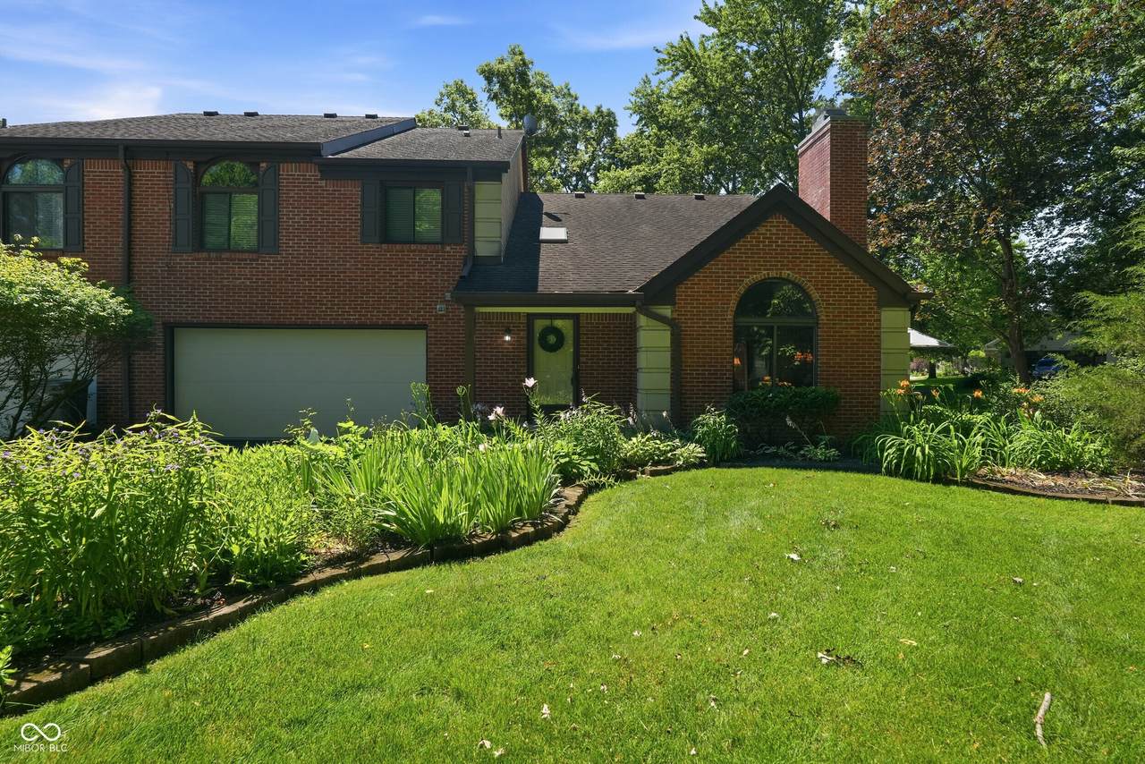 9248 Golden Woods Drive - Photo 1