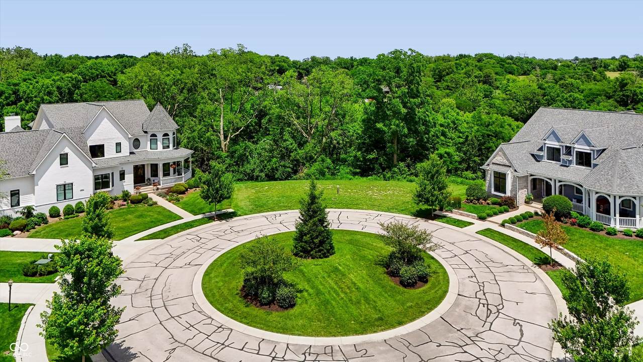 6483 Deerfield Court - Photo 1