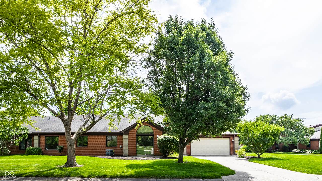 9223 Golden Oaks - Photo 1