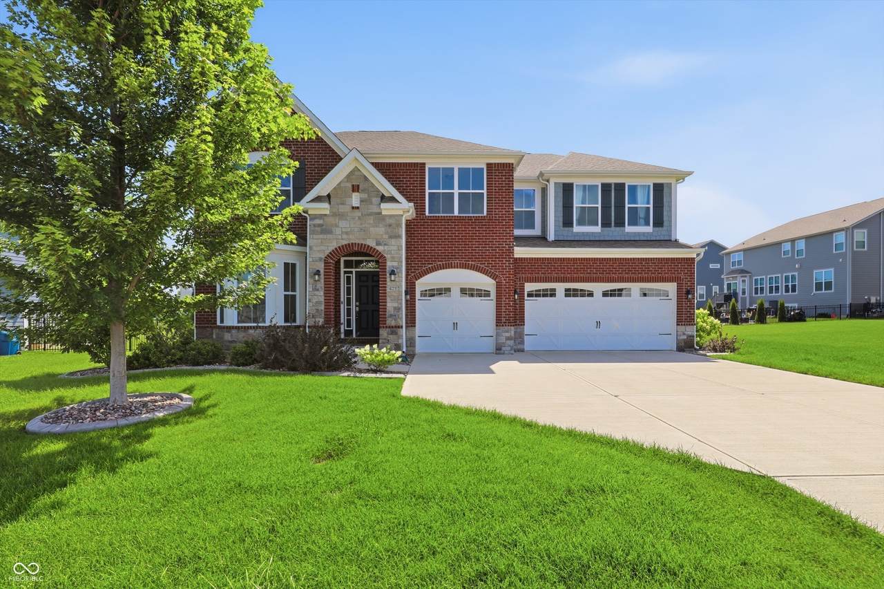 4257 English Lane - Photo 1