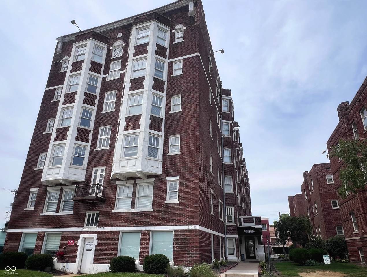 230 9th Street - Photo 1