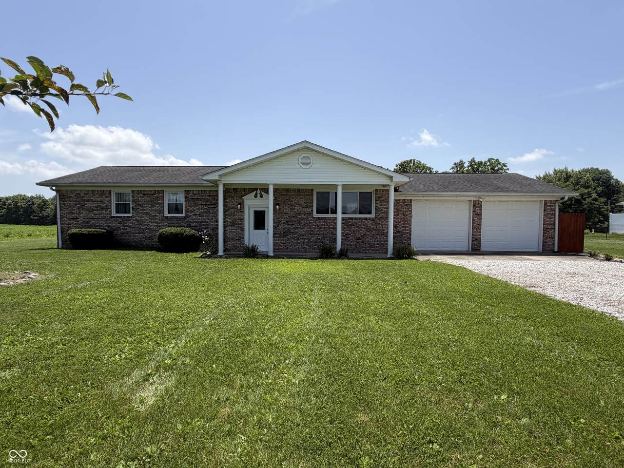 2821 County Road 875 - Photo 1