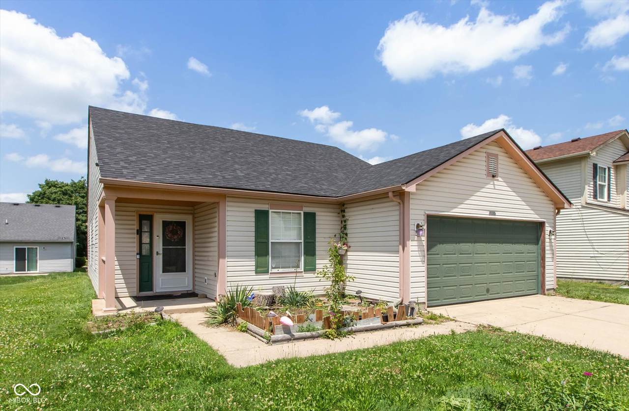 7136 Pluto Drive - Photo 1