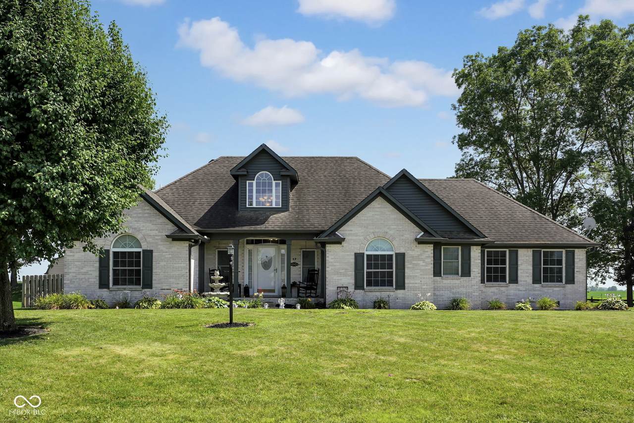 17 Erins Court - Photo 1
