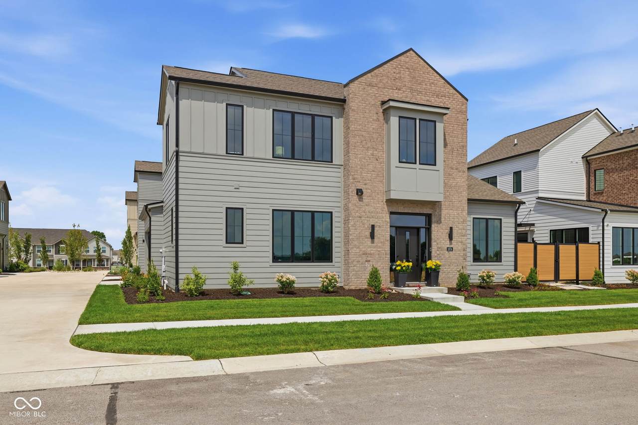 1674 Coach Drive - Photo 1