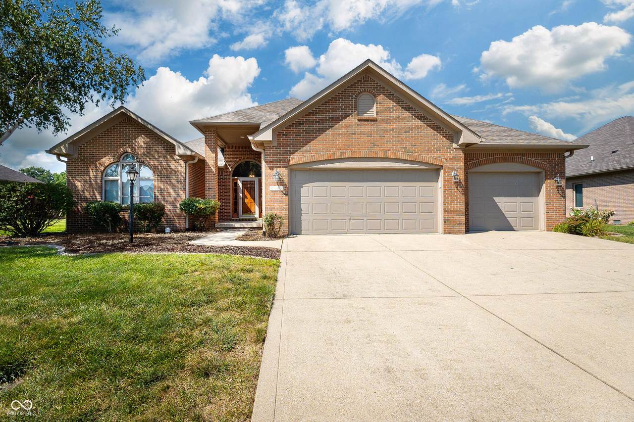 48 Augusta Drive - Photo 1