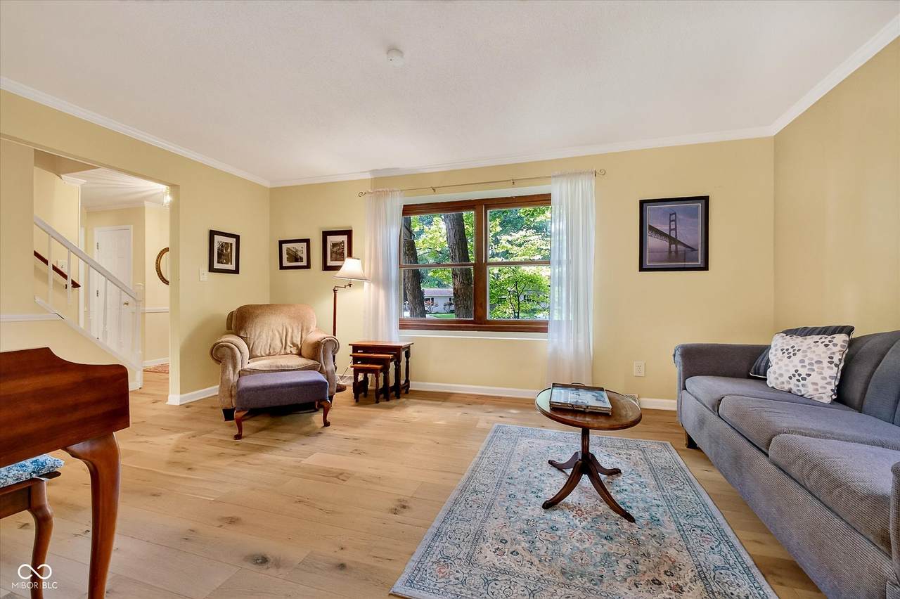 11116 Wood Court - Photo 1