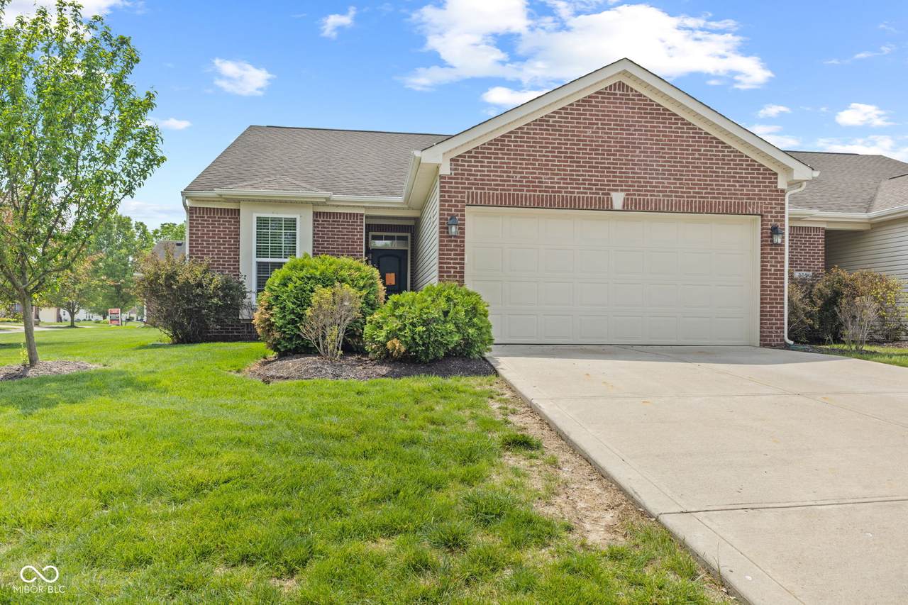 556 Dylan Drive - Photo 1