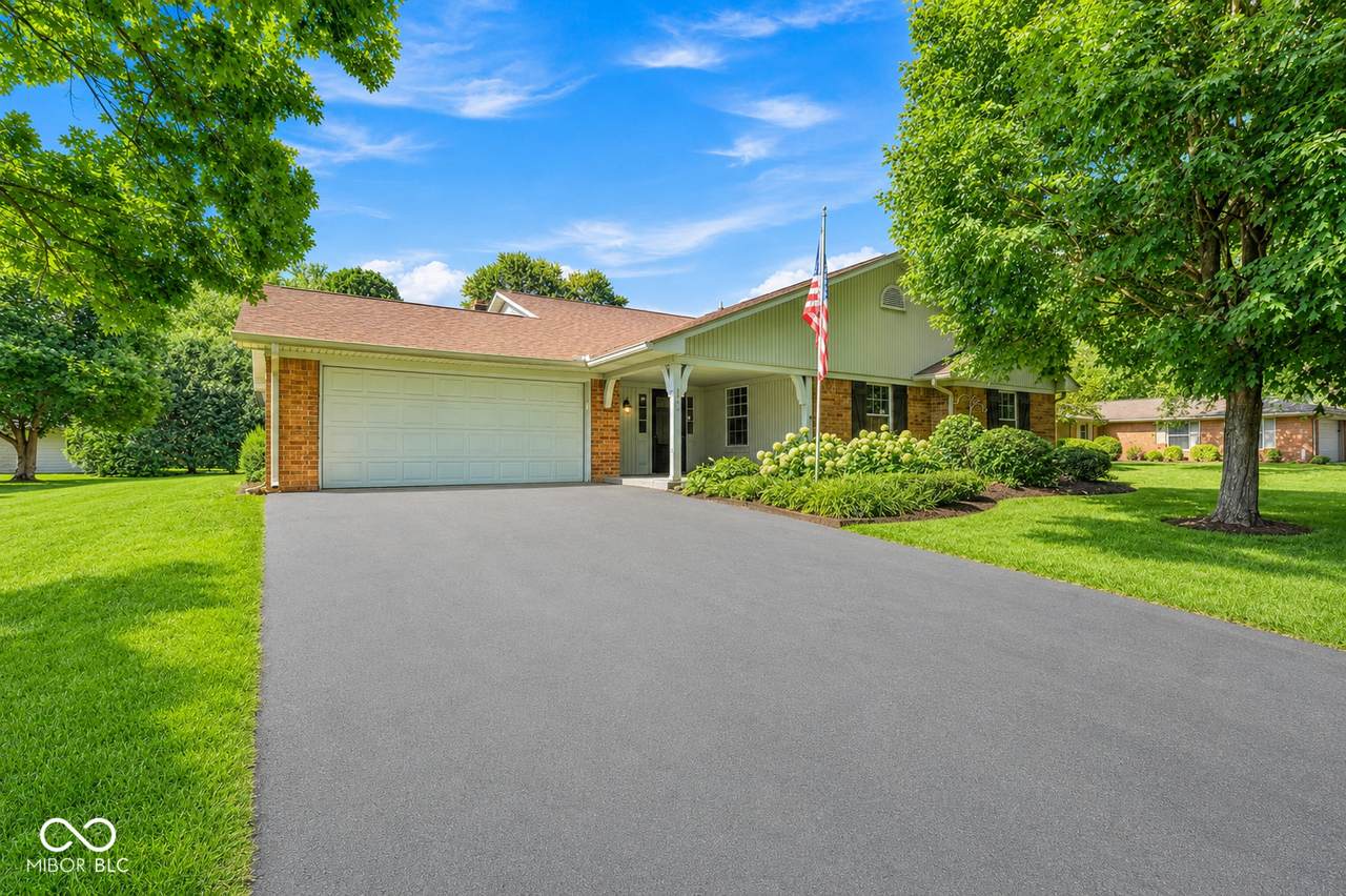 1503 Sandi Drive - Photo 1