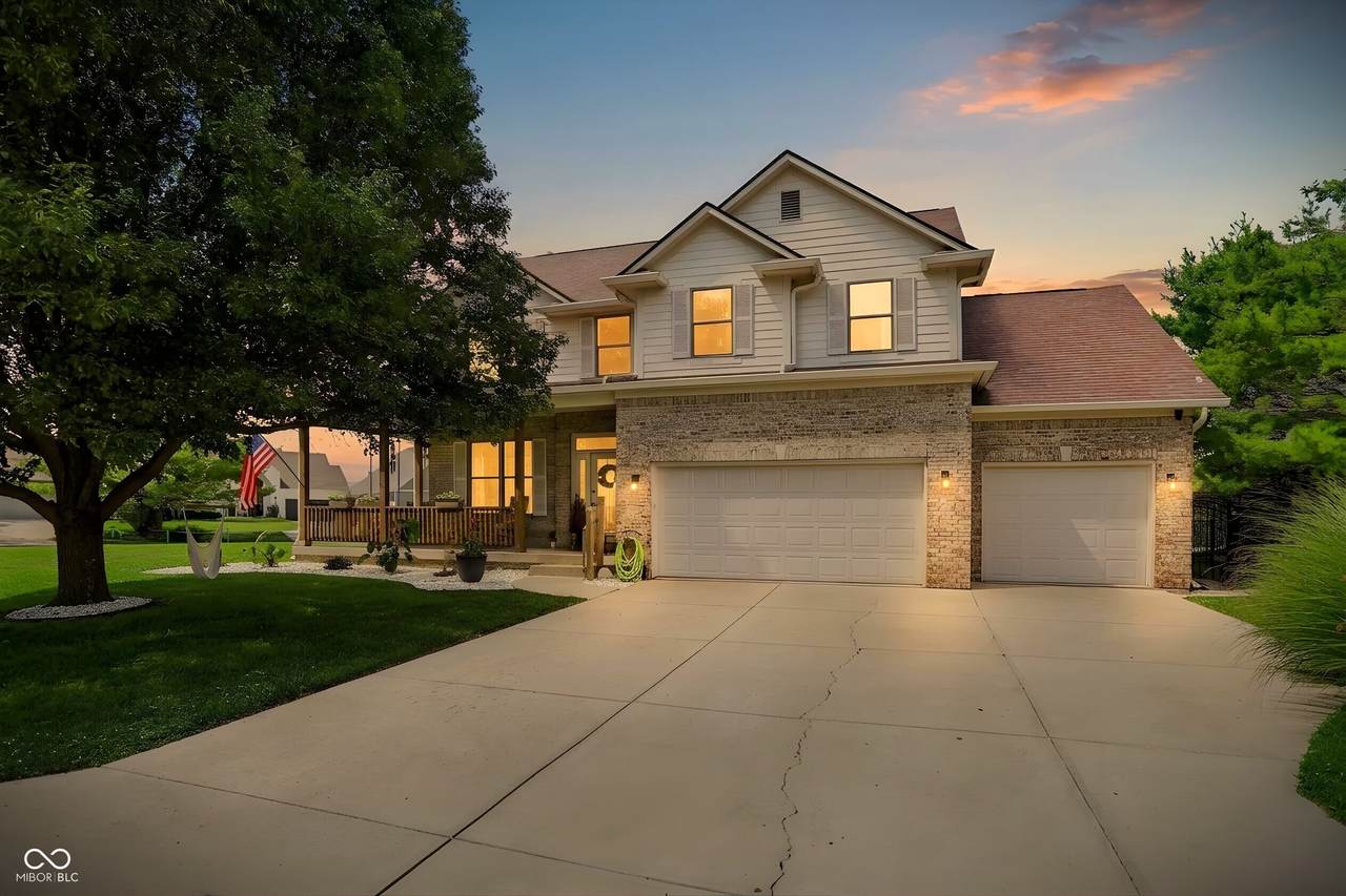 1020 Sunset Bay - Photo 1
