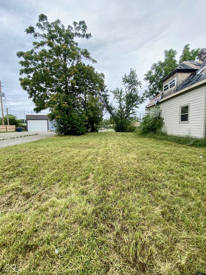 2414 Brookside Avenue - Photo 1