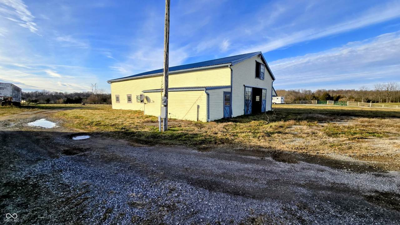 10849 Fairview T1 Road - Photo 1
