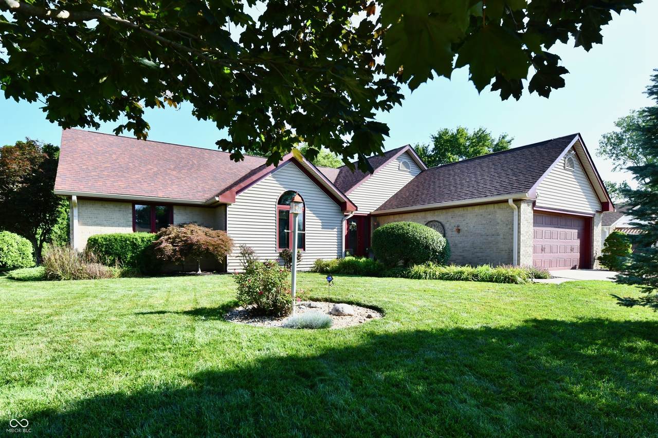 5006 Essex Drive - Photo 1