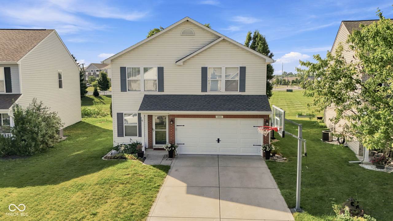3881 White Cliff - Photo 1