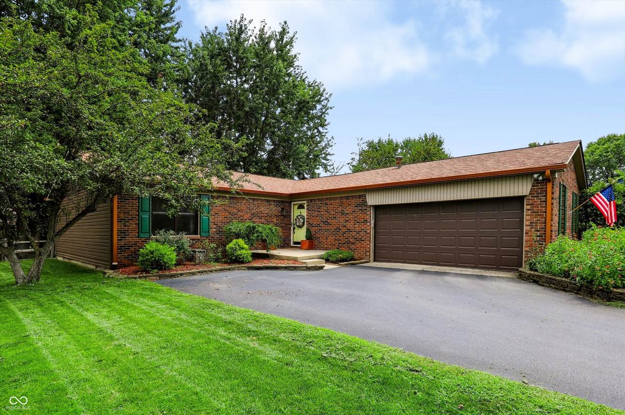 208 Ironwood Circle - Photo 1