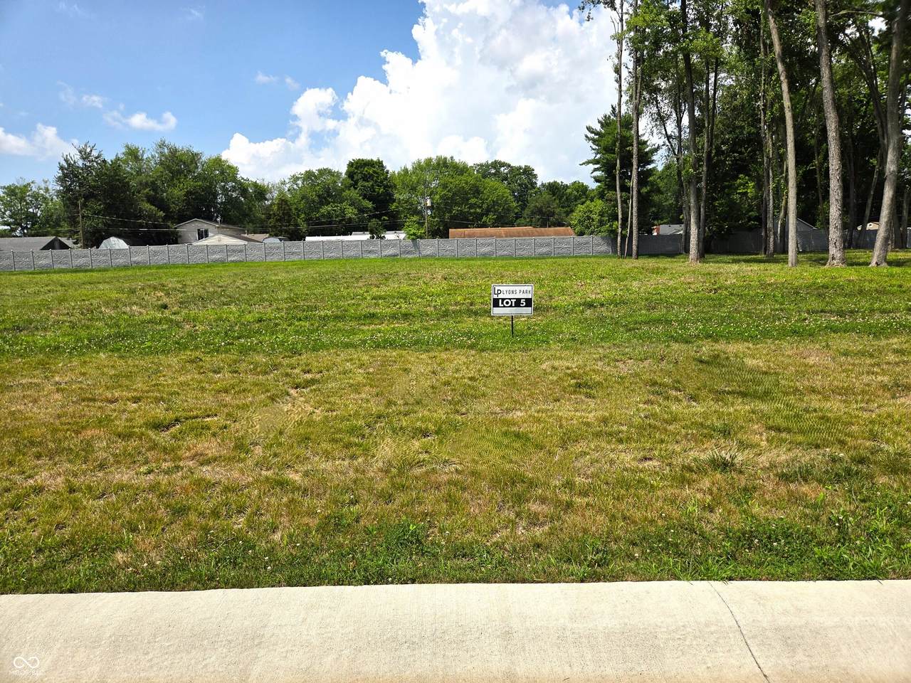 910 J Mccool Way - Photo 1
