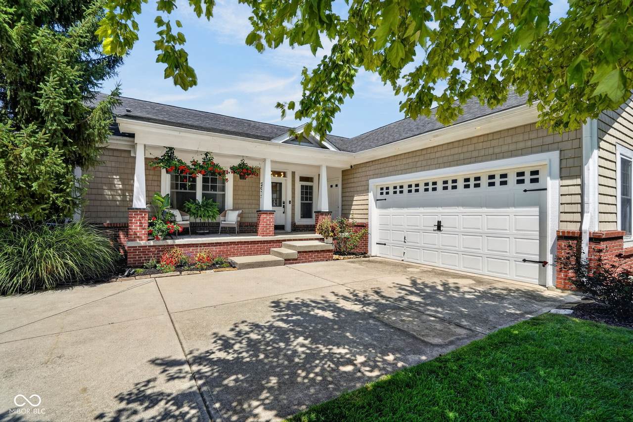 2012 Treving Drive - Photo 1