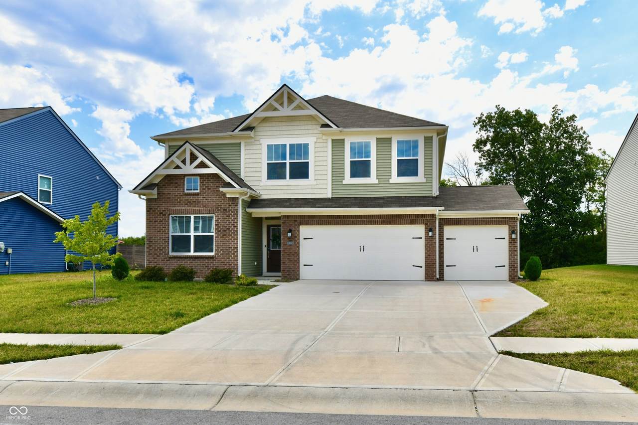 7657 Hillway Drive - Photo 1
