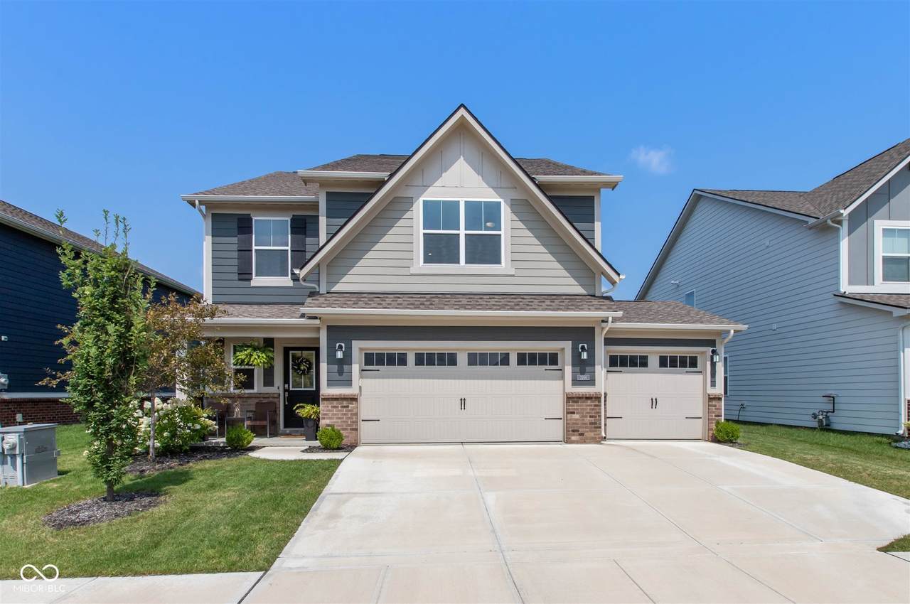 2266 Egbert - Photo 1