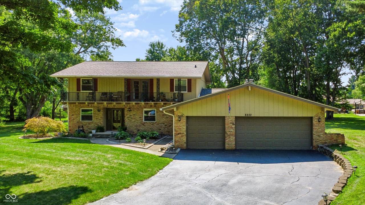 8852 Ridge Hill Drive - Photo 1