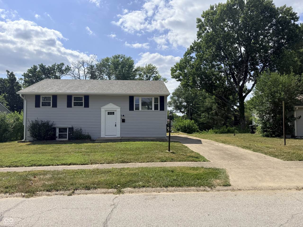 616 Rose Lane - Photo 1