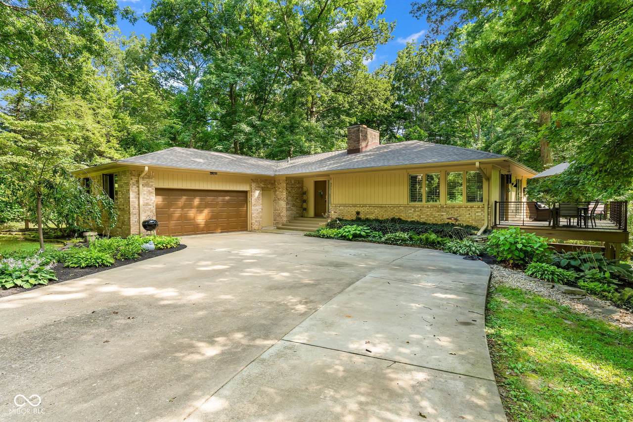 698 Forest Road - Photo 1