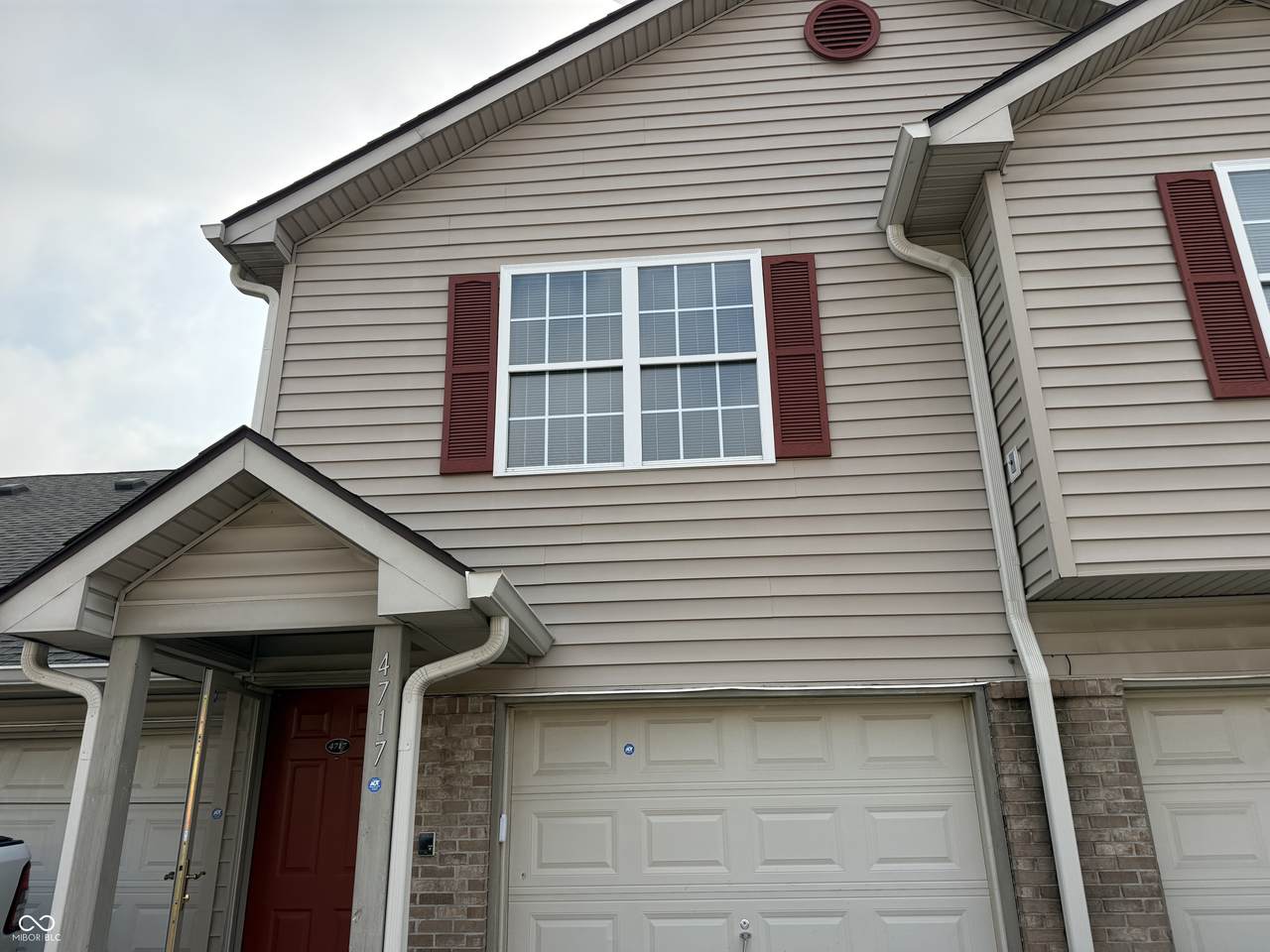 4717 Kelvington Drive - Photo 1