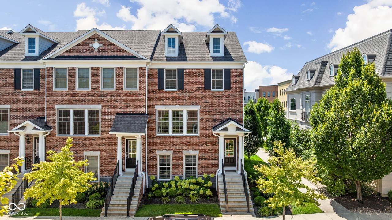 2045 Broughton Street - Photo 1