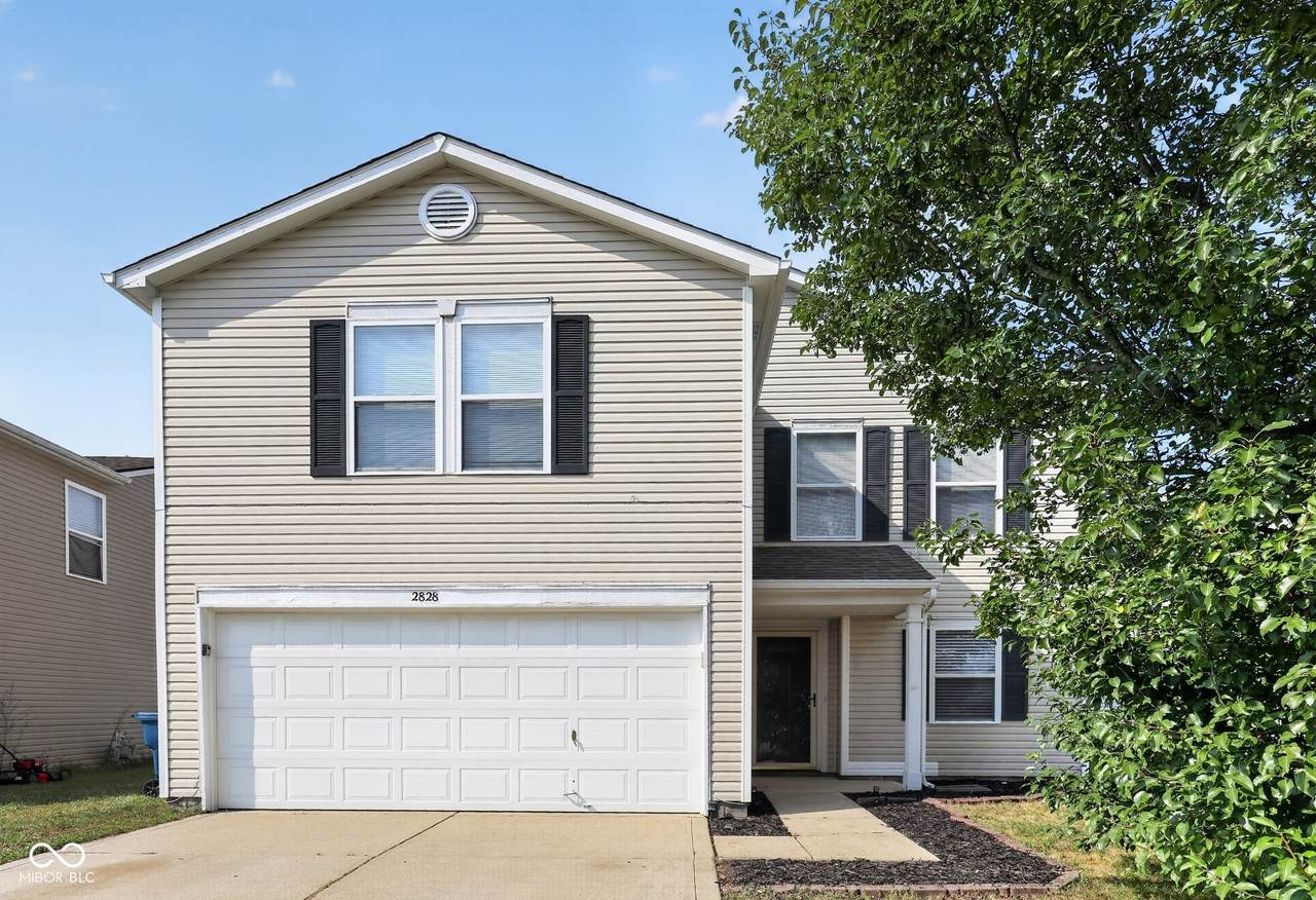 2828 Earlswood Lane - Photo 1
