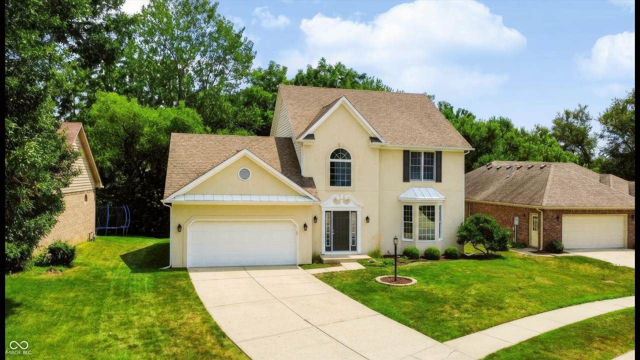 32 Oakmont Drive - Photo 1