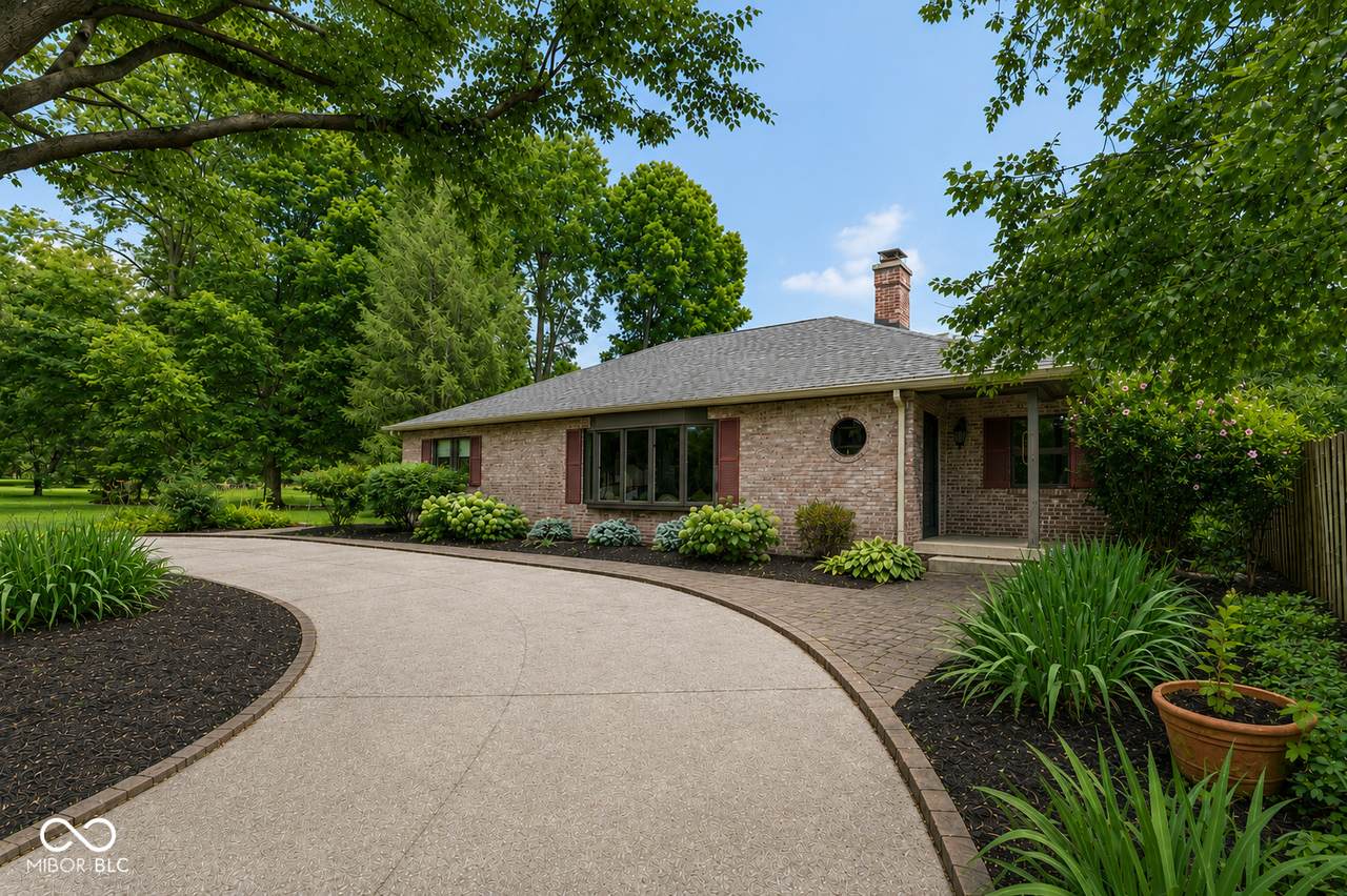 3715 Governors Road - Photo 1