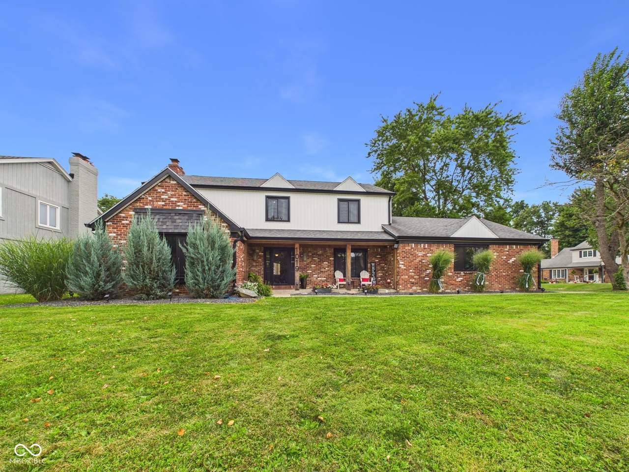 1019 Redwood Drive - Photo 1