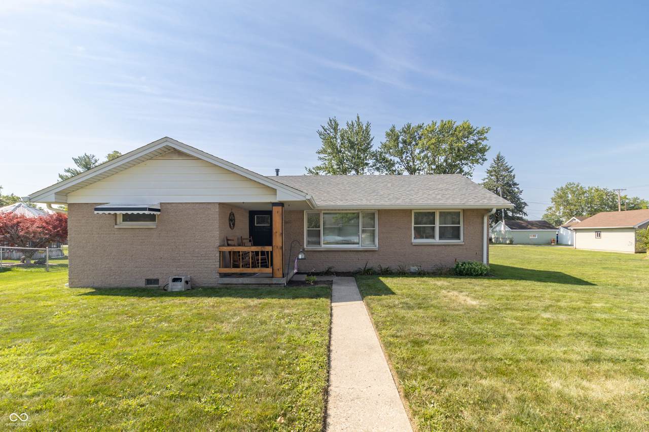 1021 Sixth Street - Photo 1