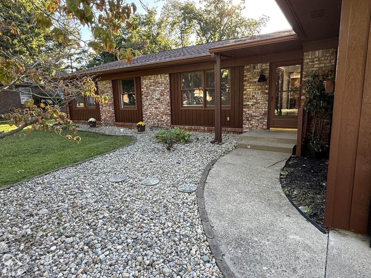 762 Leisure Lane - Photo 1