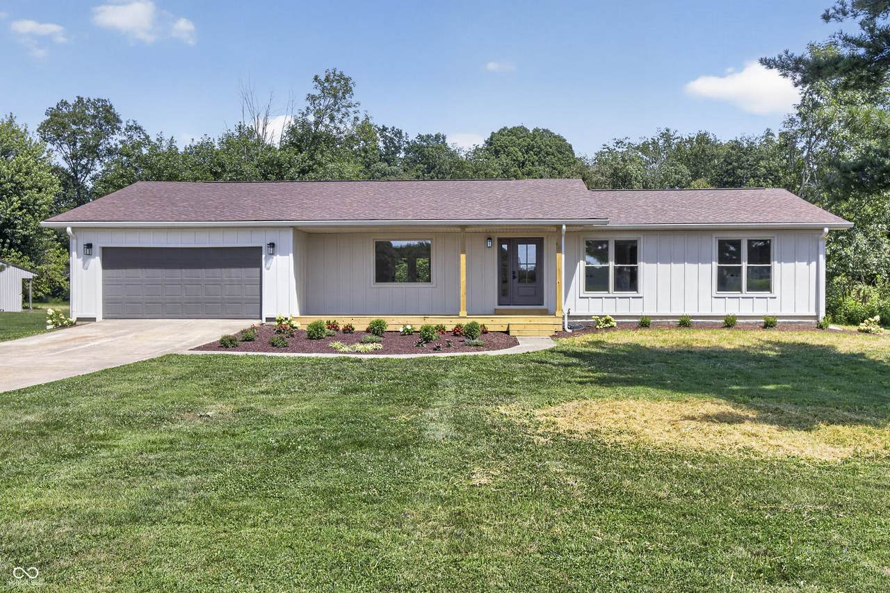 5211 450 Road - Photo 1