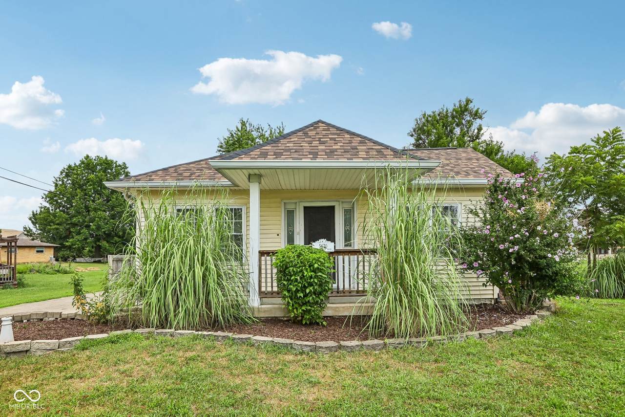 5670 Mooresville Road - Photo 1