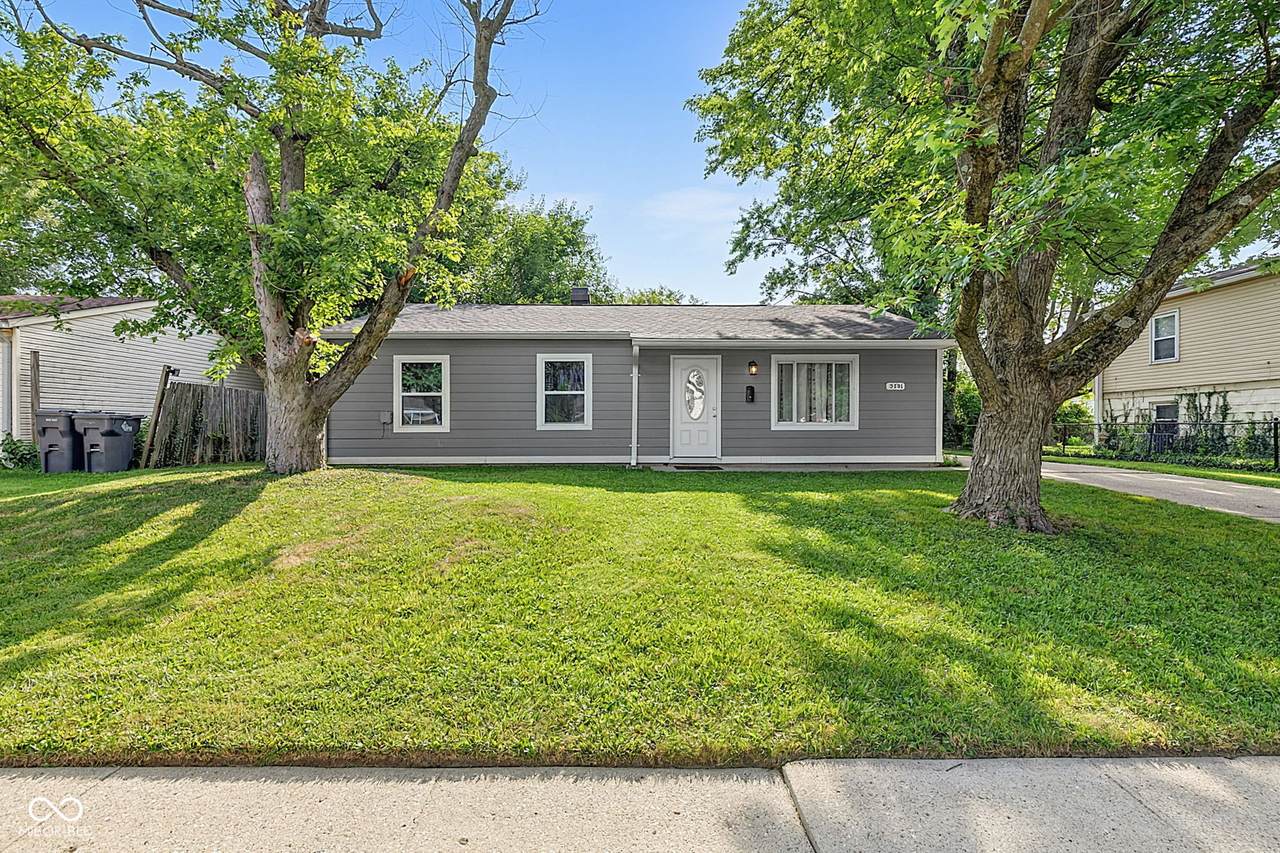 3701 Richelieu Road - Photo 1