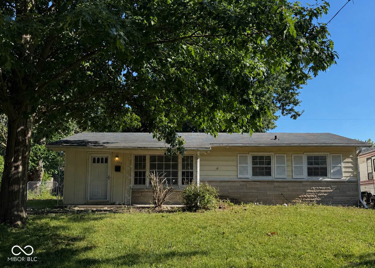 7520 50th Street - Photo 1