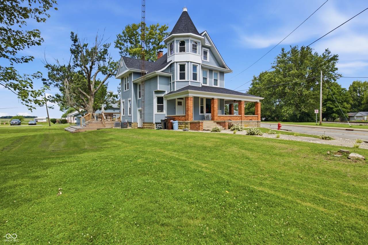 303 Liberty Avenue - Photo 1