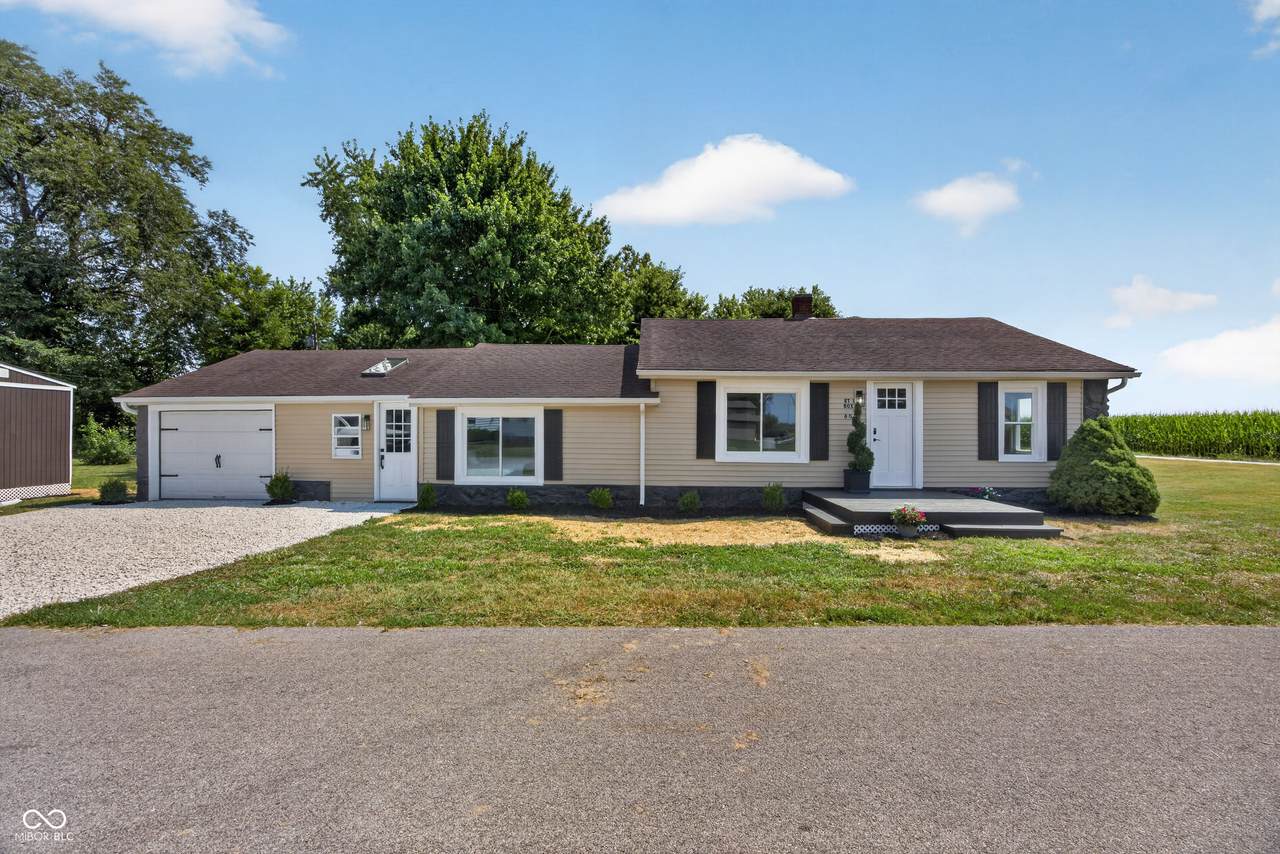 609 Harrah - Photo 1