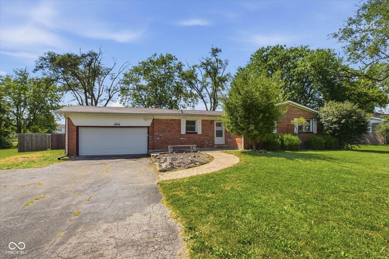 3542 August Drive - Photo 1